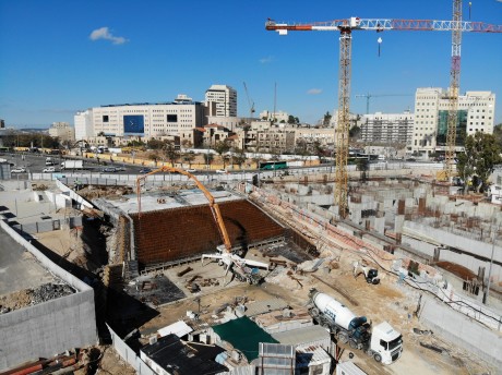 יציקת תקרת פורטל מזרחי 